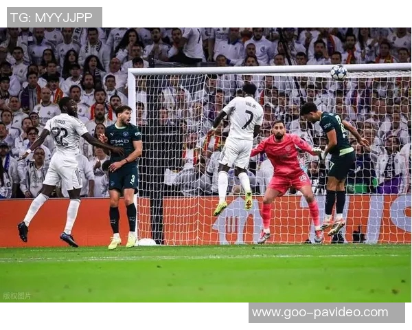 曼城2-1皇马，罗德里戈破球荒，奥赖利破门，哈兰德点射——这场激情四溢的对决你不容错过！